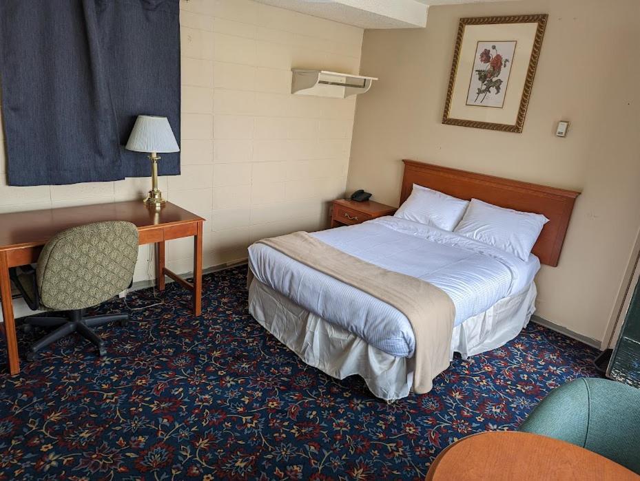 Matador Motel Drayton Valley Extérieur photo